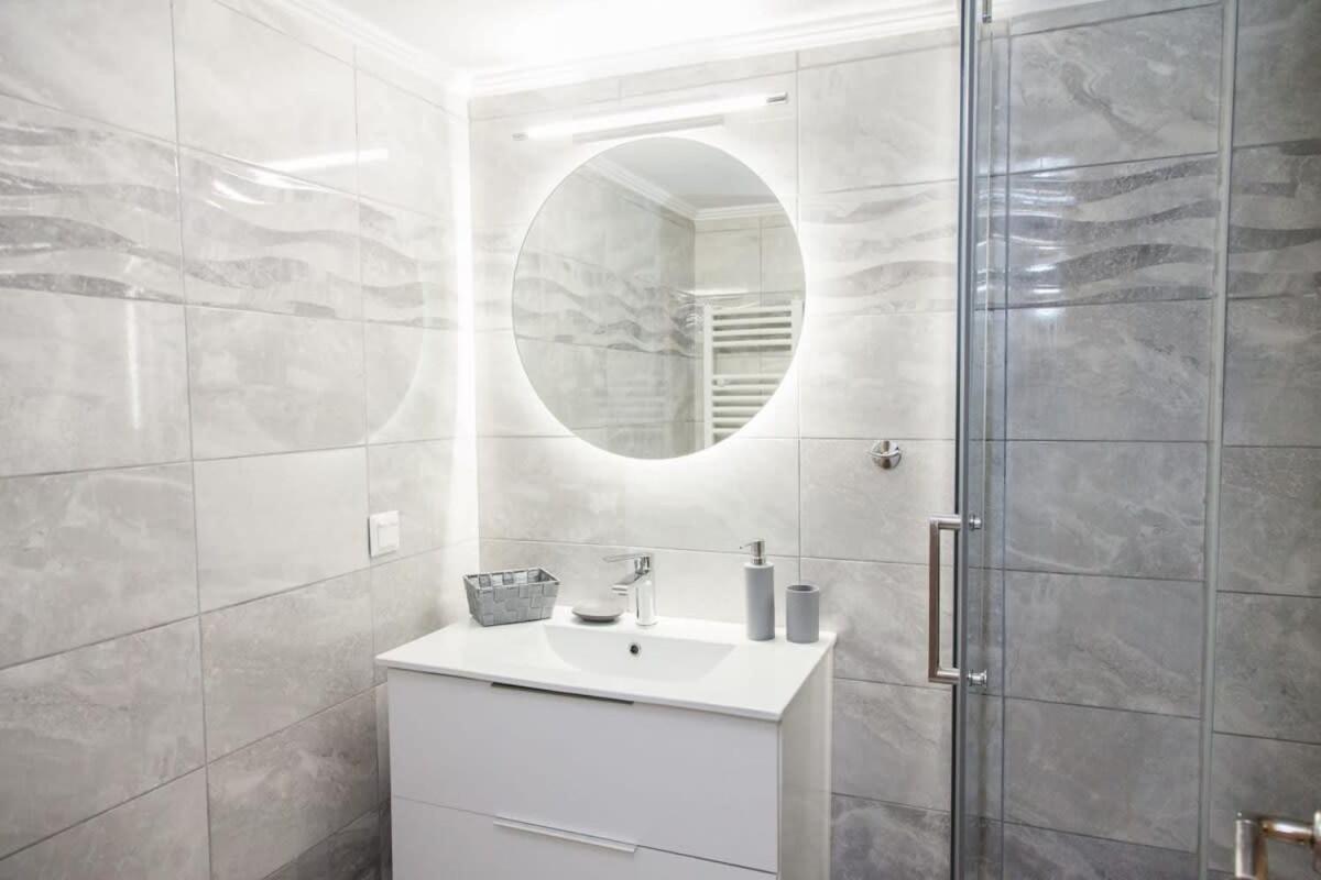Beautiful New Apartment In Petralona Athena Bagian luar foto
