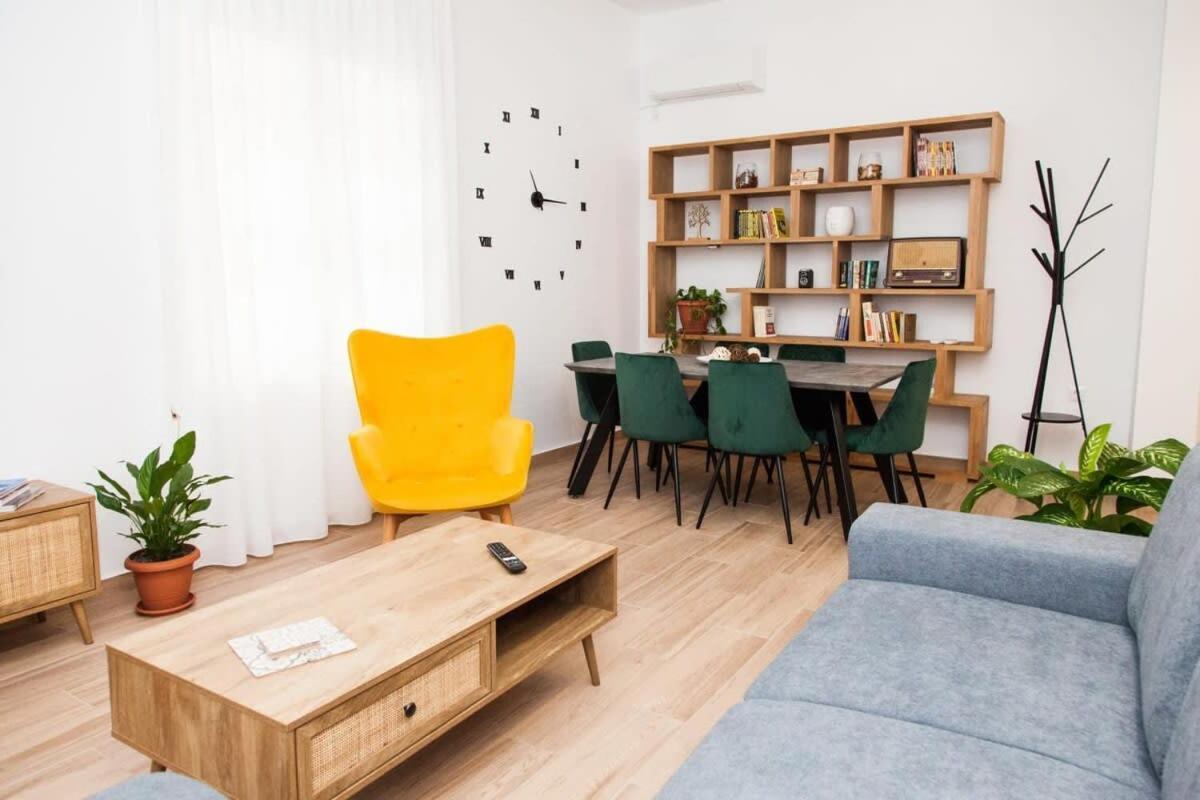 Beautiful New Apartment In Petralona Athena Bagian luar foto